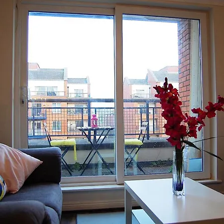 Argyle 2 Bed *